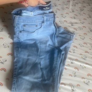 Men’s Hollister jeans size w-32 l-30